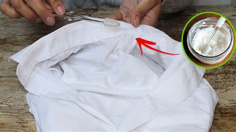 Enlever Tache Jaune Aisselle Chemise Blanche Chemises blanches : voici comment faire disparaître les taches jaunes sous  les aisselles